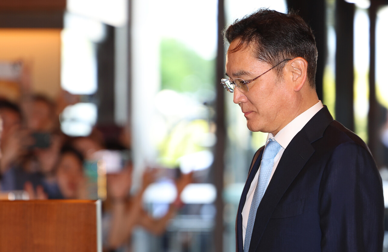 "마누라·자식 빼고 다 바꿔라" 했는데…위기감 고조된&nbsp;삼성전자[연합뉴스]