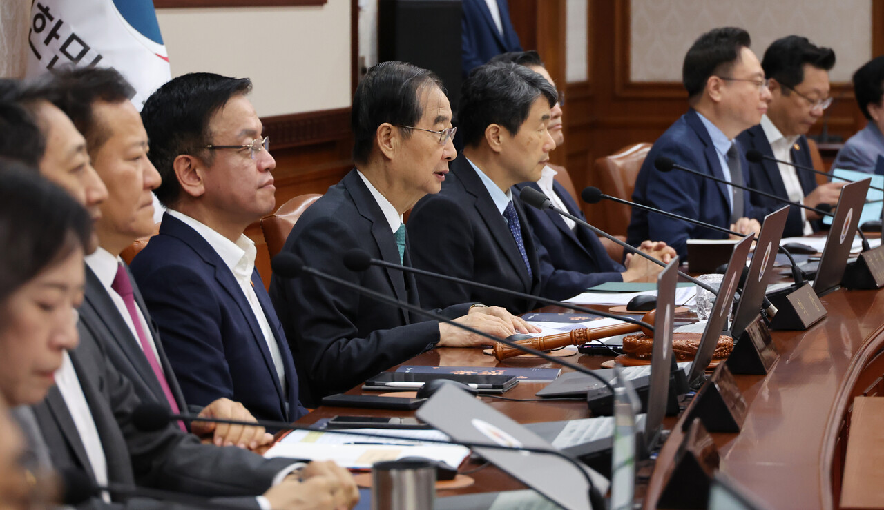 '10월 1일 임시공휴일 지정' 국군의날, "장병 노고 상기하는 계기 되길" [연합뉴스]