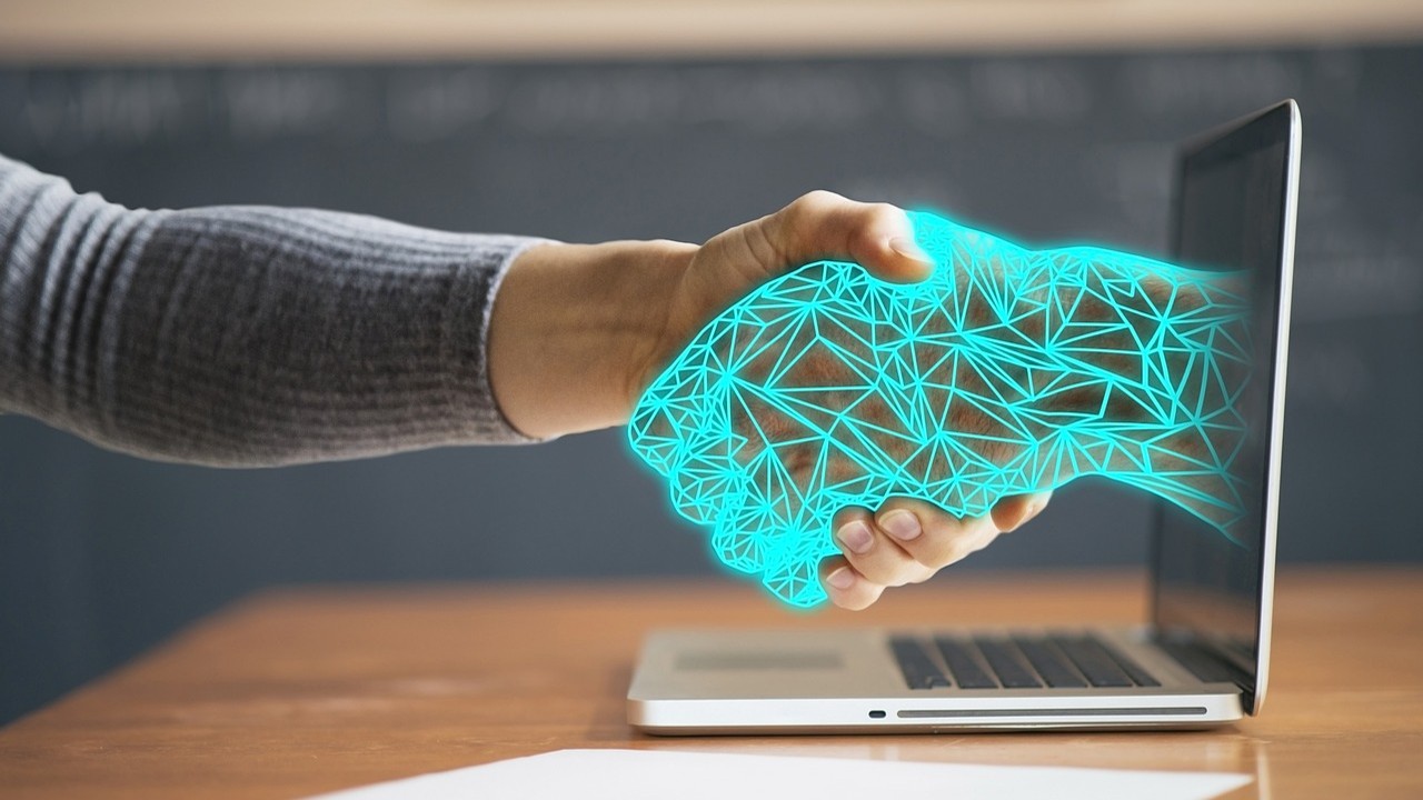 1가구 1로봇 시대 연다