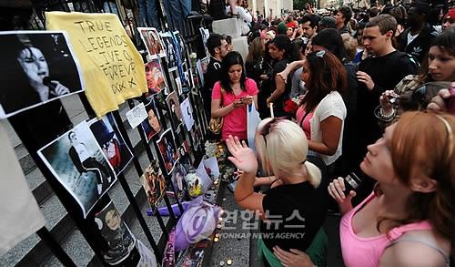 "유명 가수, 덜 유명한 가수보다 조기 사망 위험 33% 높아"[연합뉴스]